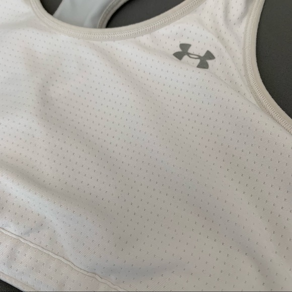 Under Armour Reversible Sports Bra - Picture 7 of 7